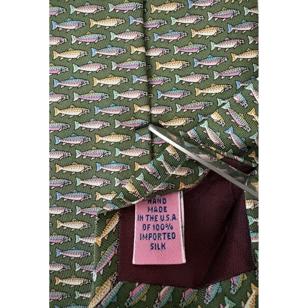NEW Vineyard Vines Trout Fish Martha's Vineyard Handpicked Silk Tie Shep & Ian - Picture 5 of 7